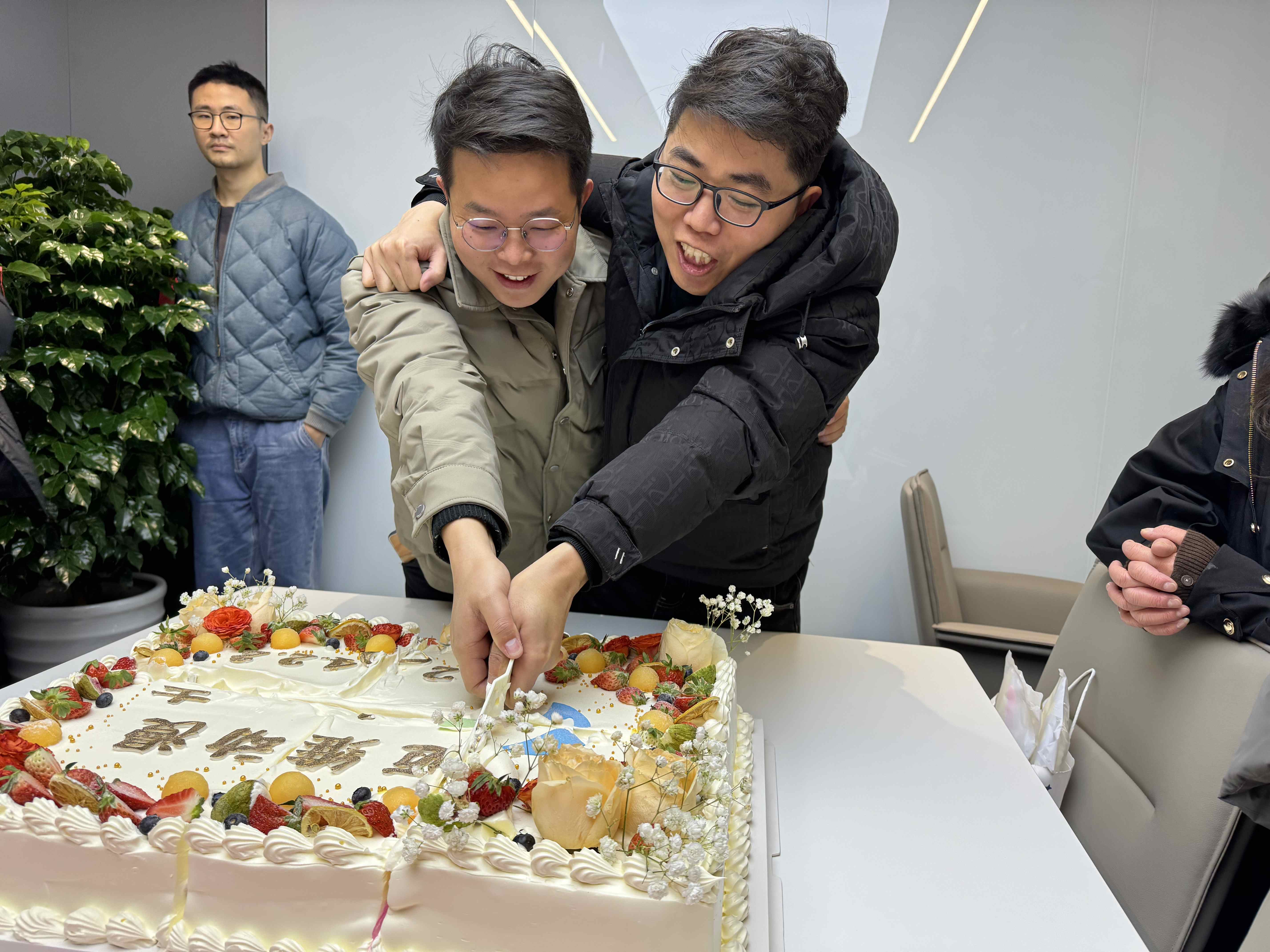 上海邁維動(dòng)漫科技有限公司喜迎新年喬遷之喜：立足新起點(diǎn)，開啟新征程！(圖9)